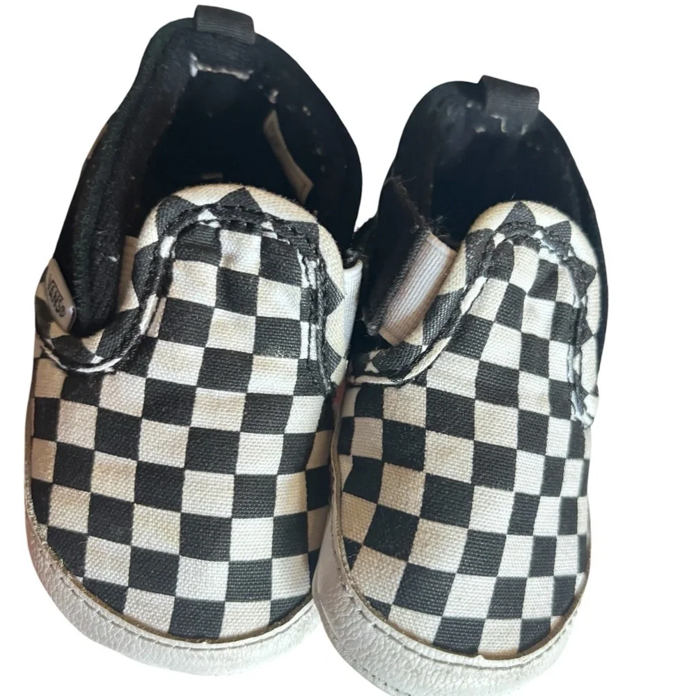 Vans Infant Slip-On V Crib Shoes